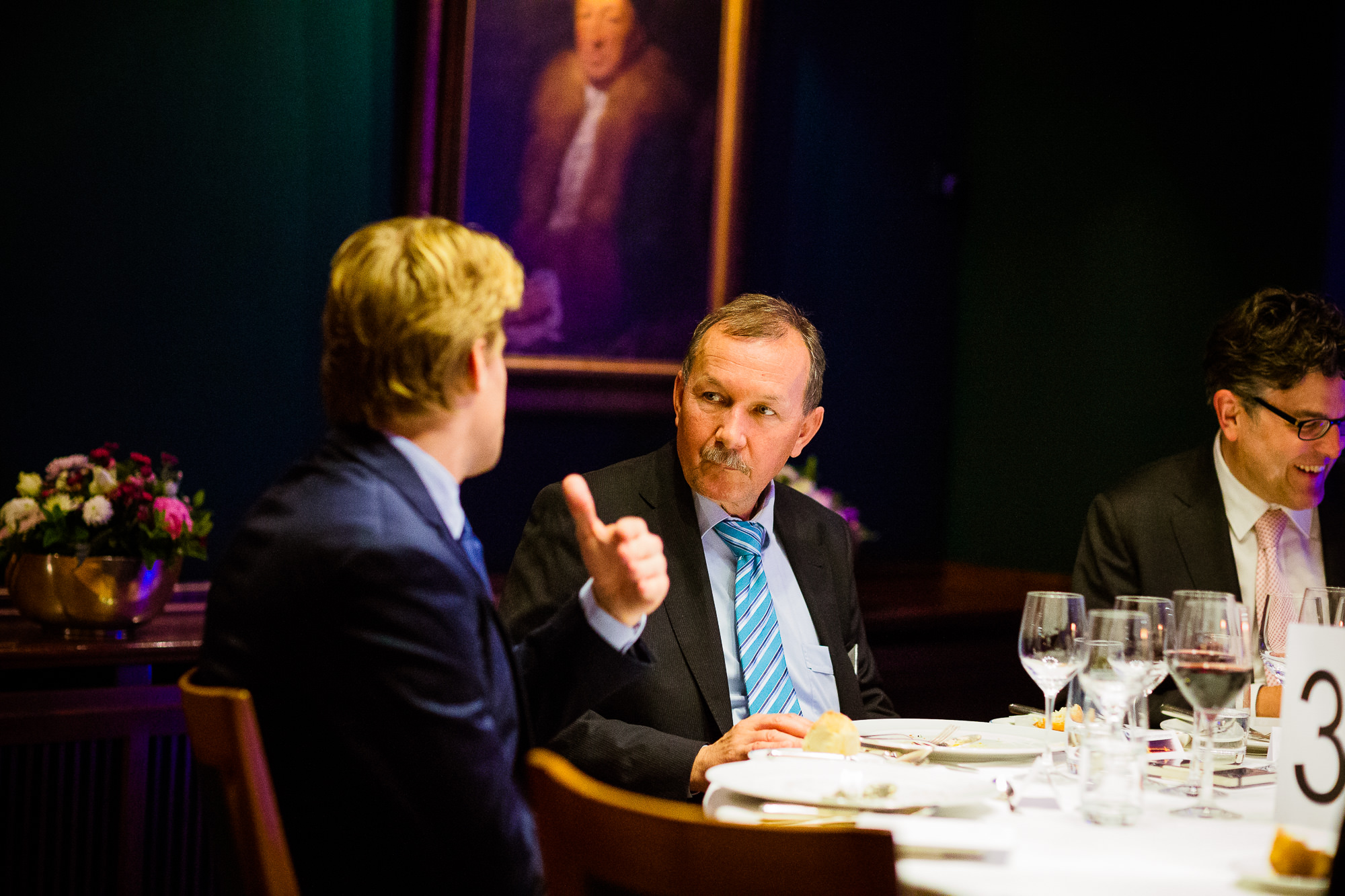 Export x3 1DX 8889 Businessauftrag Complementa 2014